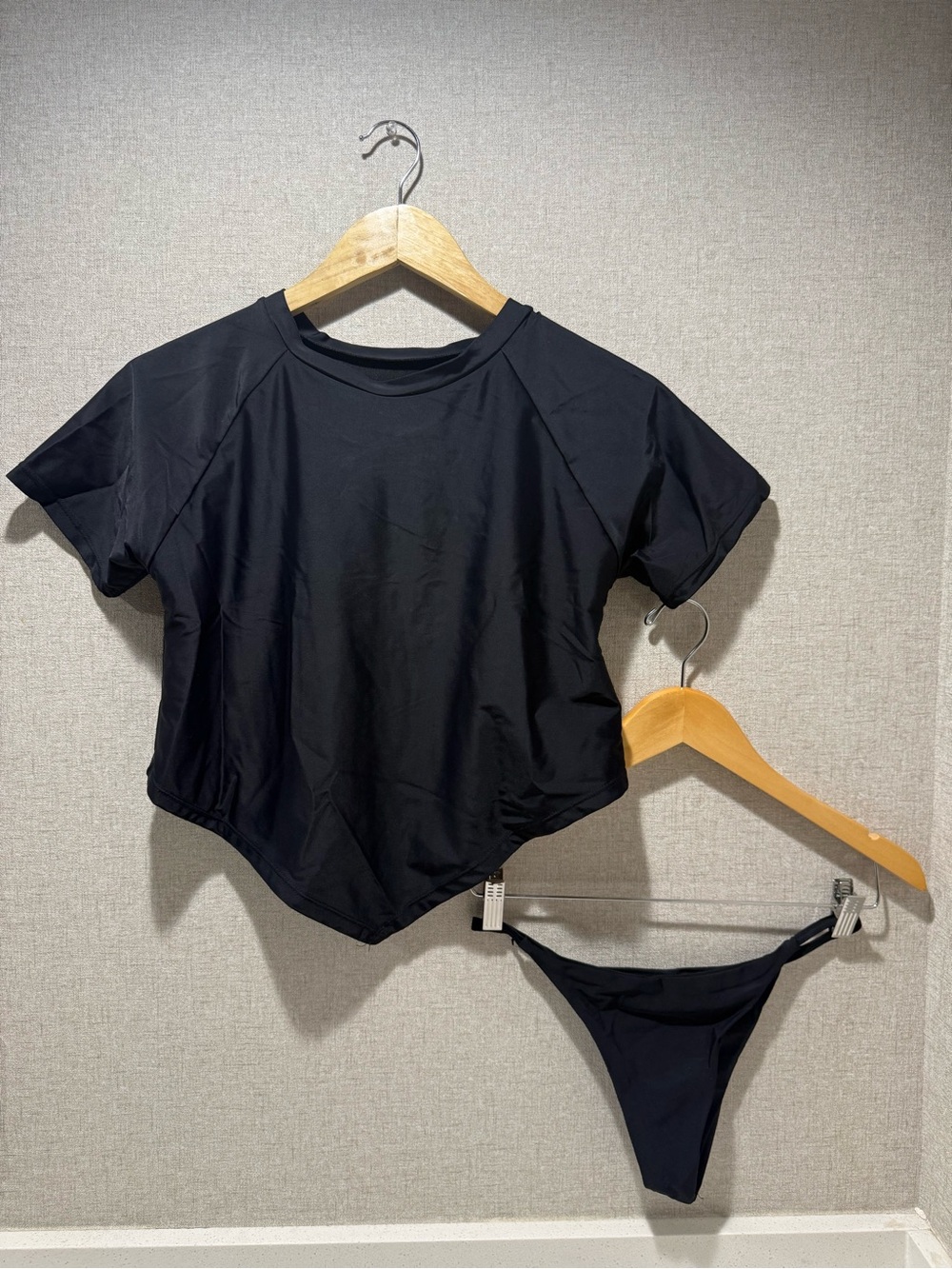 {Fashion Nova} Tie-Front Black Cropped Short-Sleeve Swim Top Set